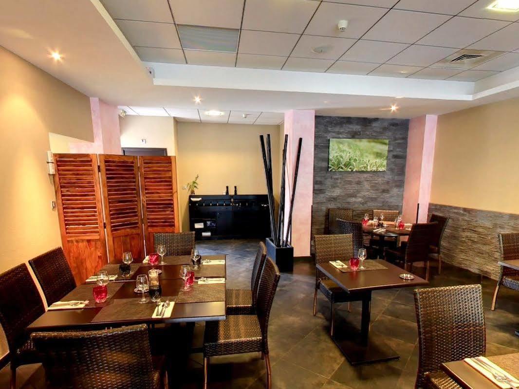 Logis Hotel Restaurant L'Europe Марвежол Екстериор снимка